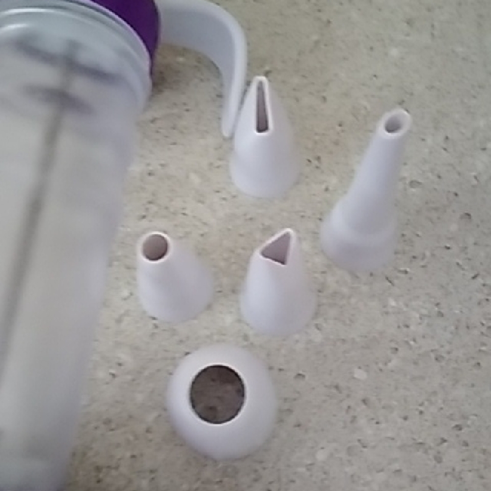 Wilton Purple and White Cookie Press with Nozzles - Picture 5 of 5
